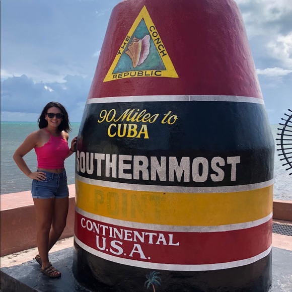 Meet your Posher, Emily - Picture 3 of 5